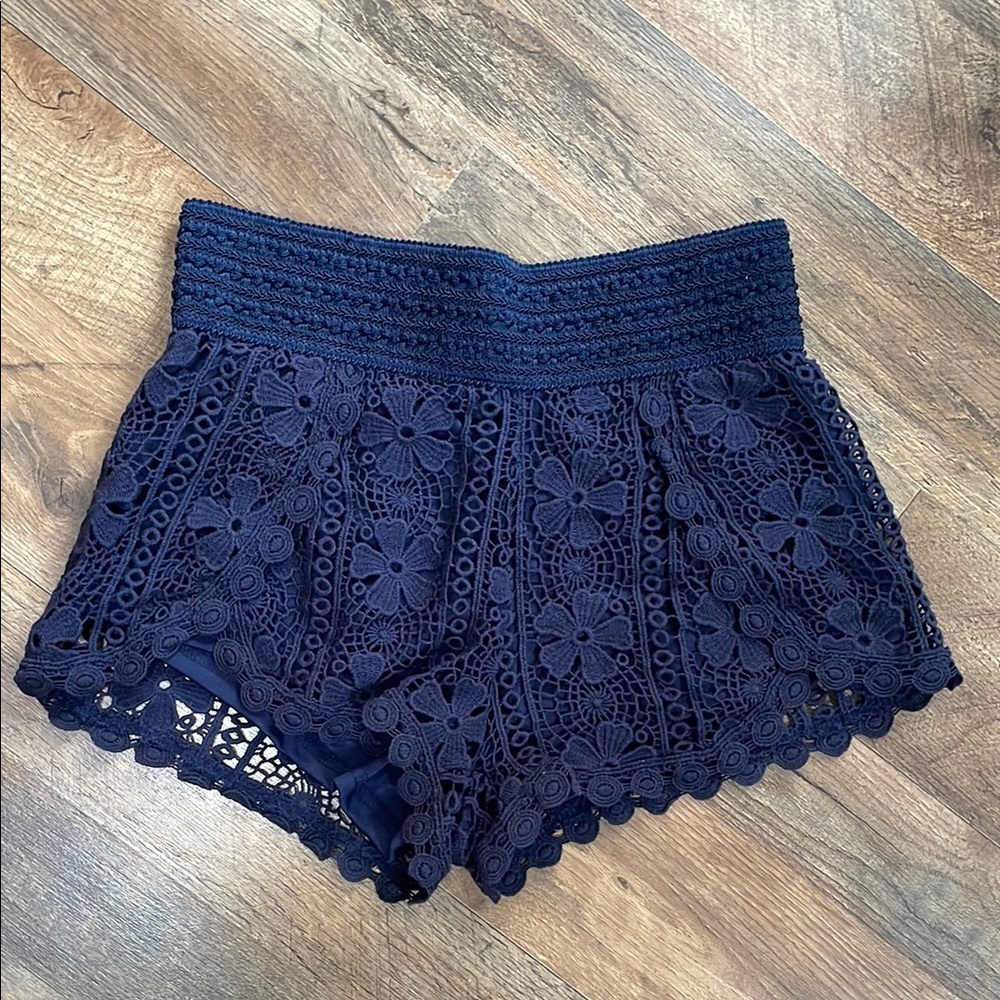 Navy Crochet Elastic Waist Shorts | Small
